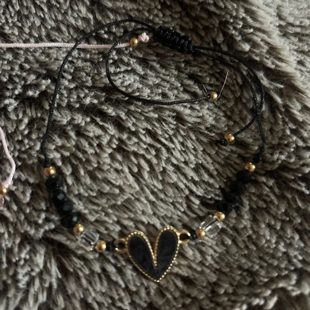 set of 6 heart bracelets - Picture 4 of 7